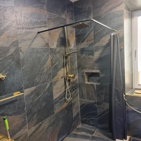 شقة Mieszkanie Przy Dworcu Glowna