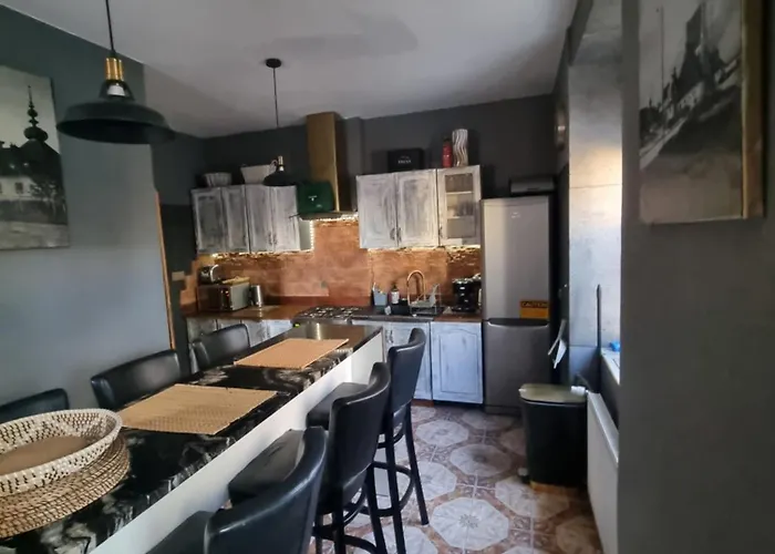 Apartment Mieszkanie Przy Dworcu Glowna *